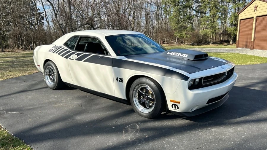 2009 Dodge Challenger SRT8 & 392 3rd Gen - Image 12 of 28