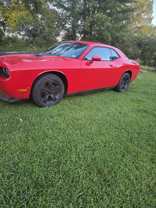 2009 Dodge Challenger 3rd Gen - Image 5 of 10