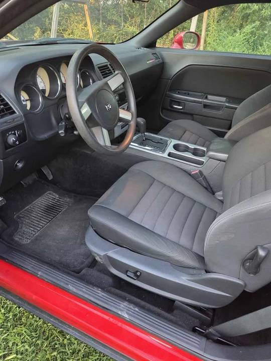 2009 Dodge Challenger 3rd Gen - Image 10 of 10