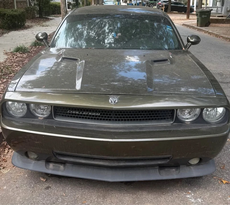 2009 Dodge Challenger 3rd Gen - Image 2 of 2