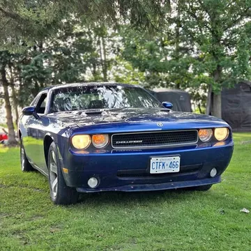2009 Dodge Challenger SE