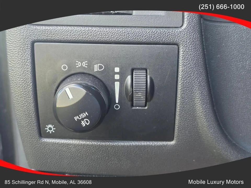 2009 Dodge Challenger 3rd Gen - Image 16 of 20