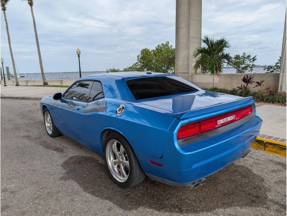 2009 Dodge Challenger 3rd Gen - Image 7 of 20