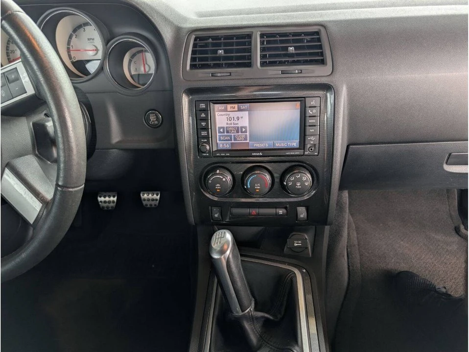2009 Dodge Challenger 3rd Gen - Image 18 of 20