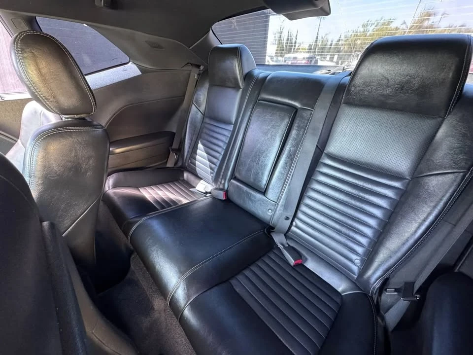 2009 Dodge Challenger 3rd Gen - Image 11 of 15