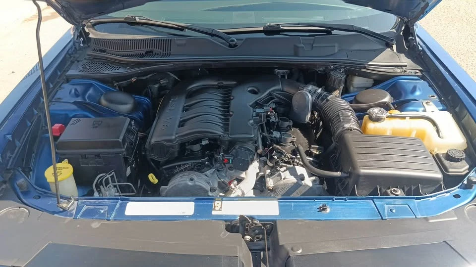 2009 Dodge Challenger 3rd Gen - Image 14 of 14