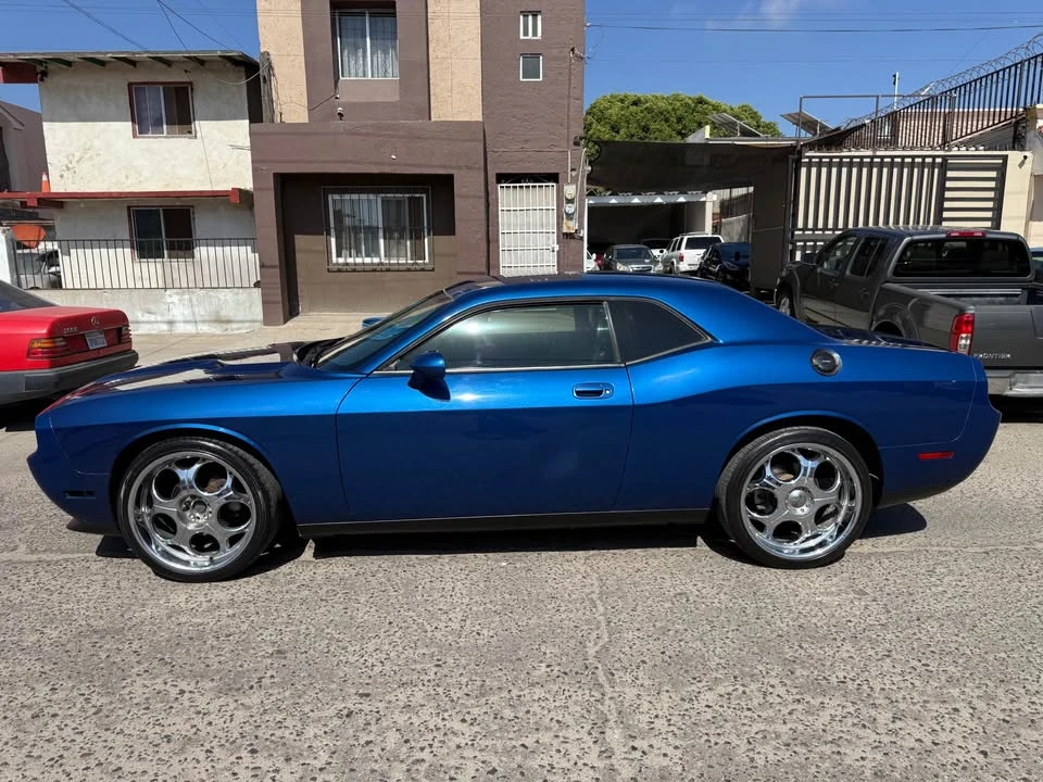 2009 Dodge Challenger 3rd Gen - Image 4 of 14