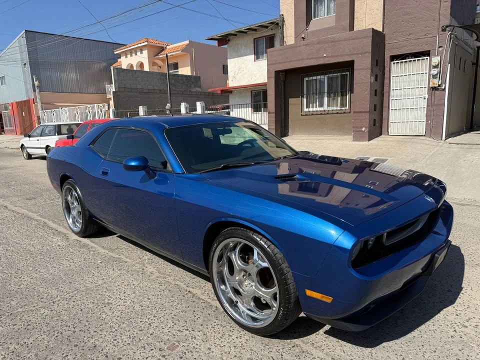 2009 Dodge Challenger 3rd Gen - Image 2 of 14