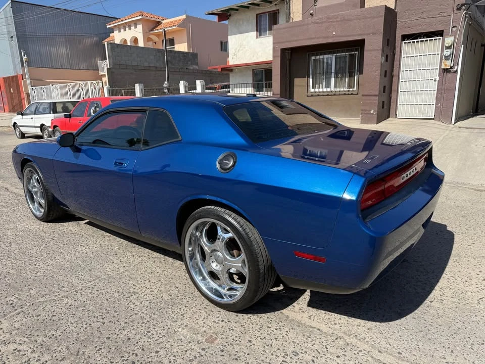 2009 Dodge Challenger 3rd Gen - Image 6 of 14