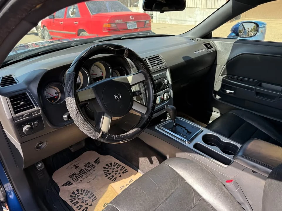 2009 Dodge Challenger 3rd Gen - Image 12 of 14