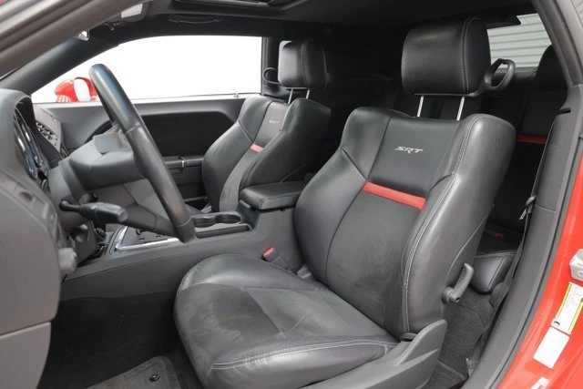 2009 Dodge Challenger 3rd Gen - Image 9 of 10