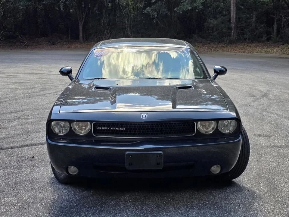 2009 Dodge Challenger 3rd Gen - Image 2 of 20