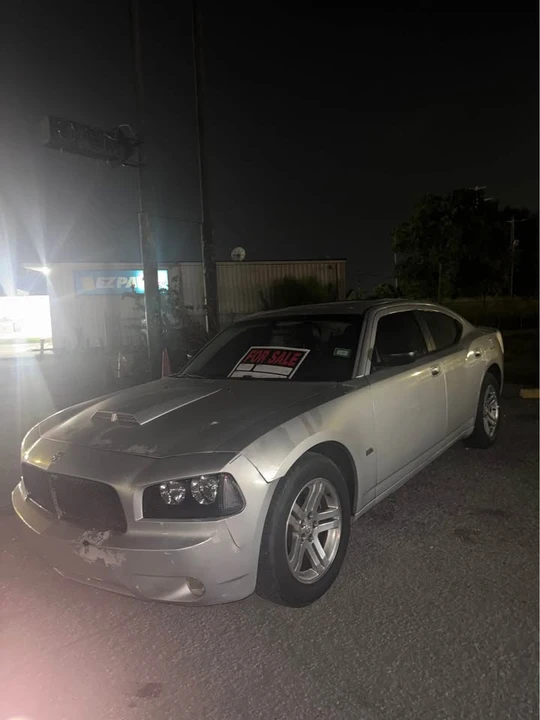 2009 Dodge Challenger 3rd Gen - Image 3 of 4