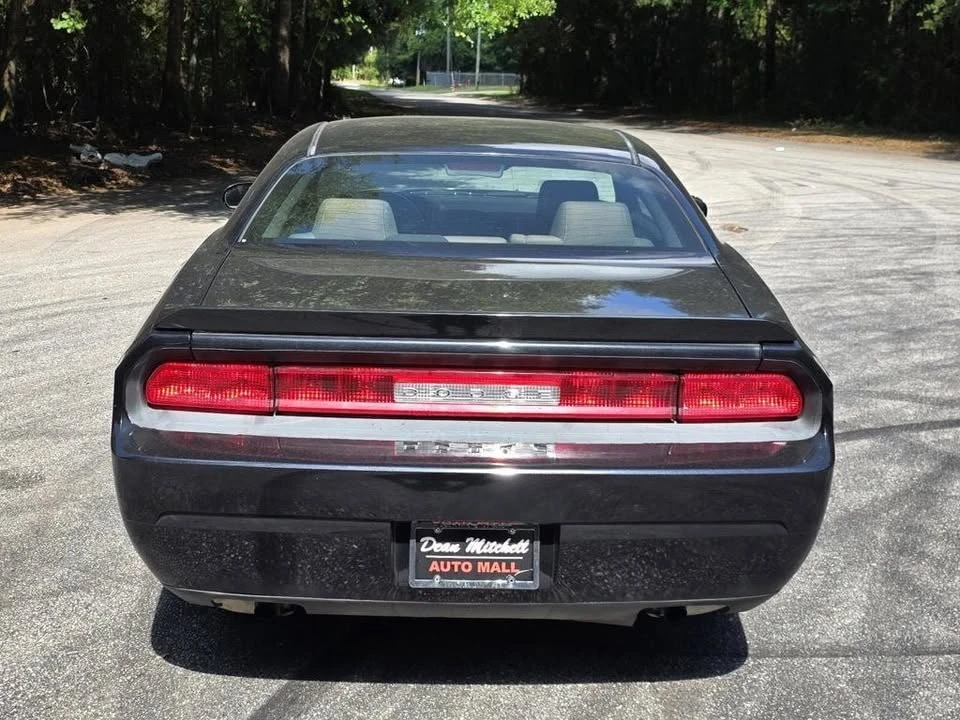 2009 Dodge Challenger 3rd Gen - Image 3 of 20