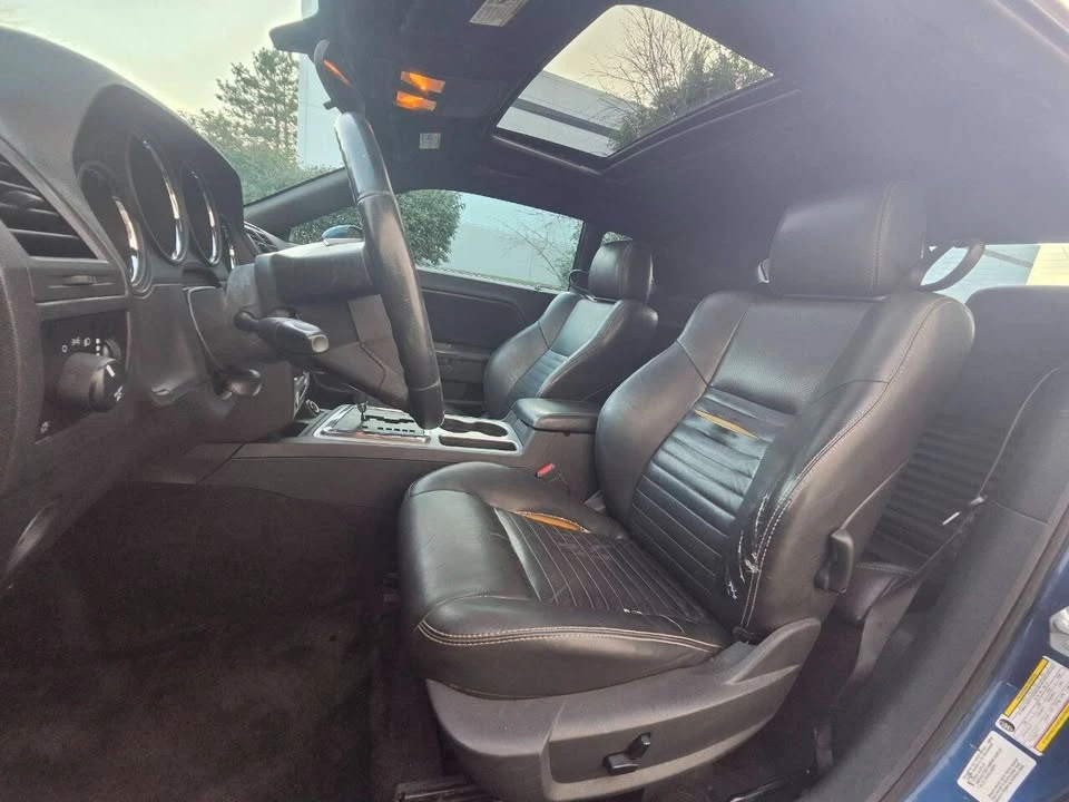2009 Dodge Challenger 3rd Gen - Image 15 of 20