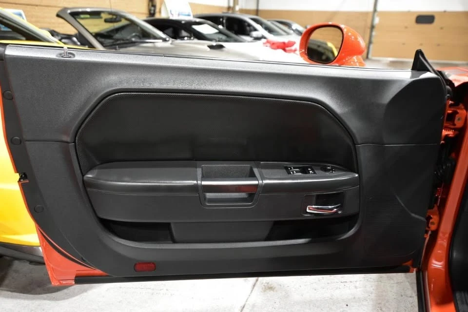 2009 Dodge Challenger 3rd Gen - Image 12 of 20