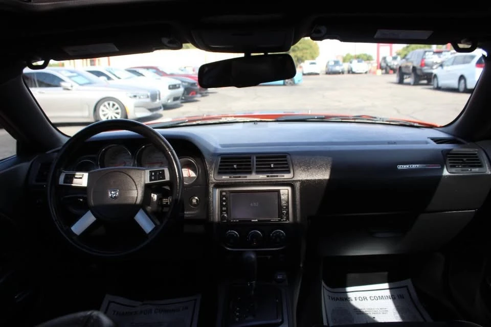 2009 Dodge Challenger 3rd Gen - Image 16 of 18