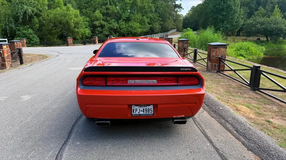 2009 Dodge Challenger 3rd Gen - Image 7 of 17