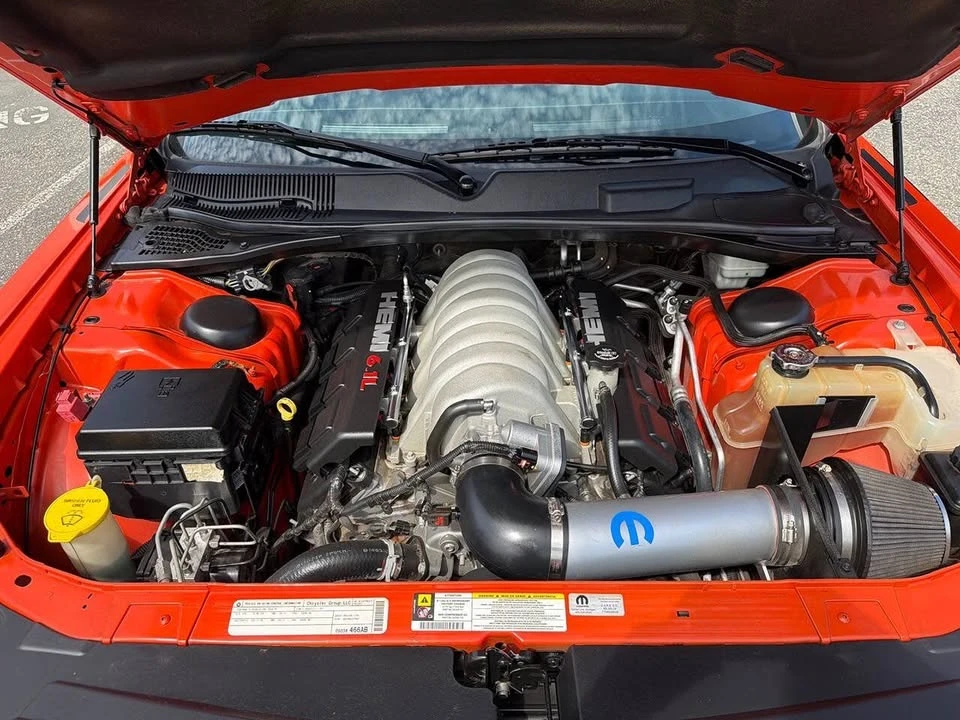 2009 Dodge Challenger 3rd Gen - Image 10 of 20