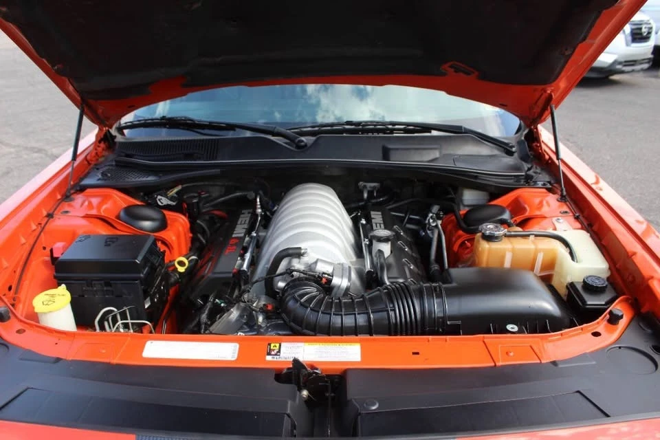2009 Dodge Challenger 3rd Gen - Image 8 of 18