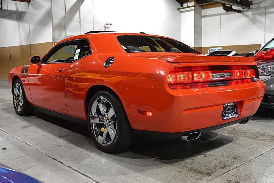2009 Dodge Challenger 3rd Gen - Image 9 of 20