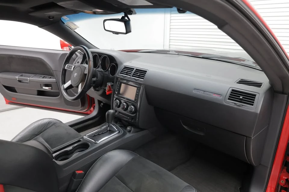 2009 Dodge Challenger 3rd Gen - Image 6 of 10