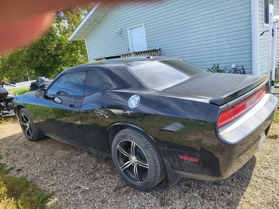 2009 Dodge Challenger 3rd Gen - Image 4 of 8