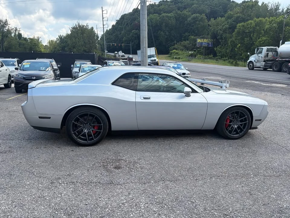 2009 Dodge Challenger 3rd Gen - Image 4 of 11