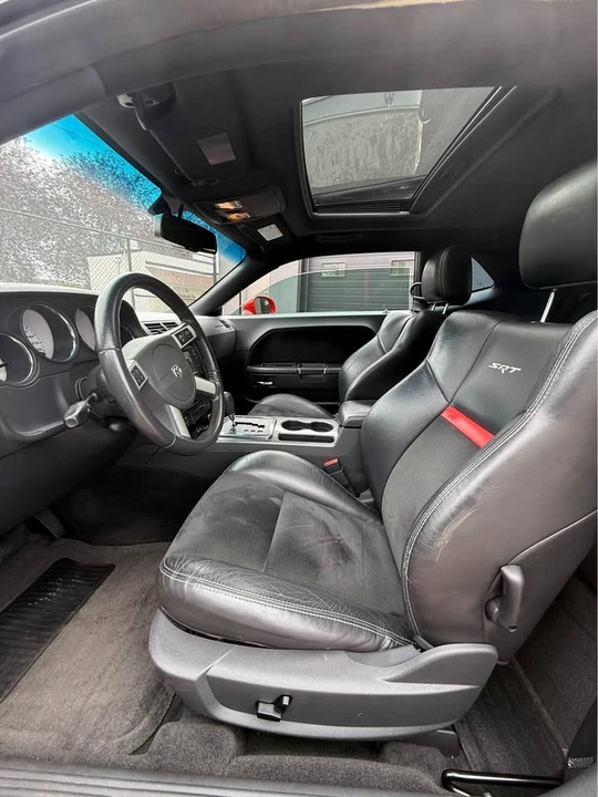 2009 Dodge Challenger 3rd Gen - Image 6 of 11
