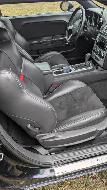 2009 Dodge Challenger 3rd Gen - Image 5 of 7