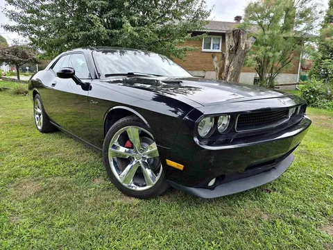 2009 Dodge Challenger SE