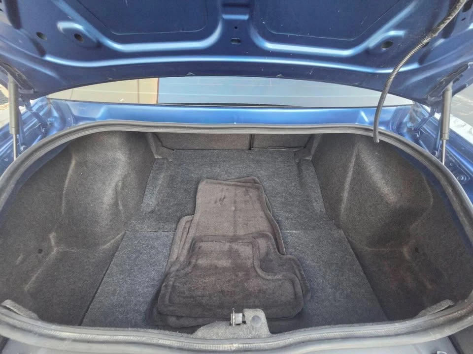 2009 Dodge Challenger 3rd Gen - Image 12 of 20