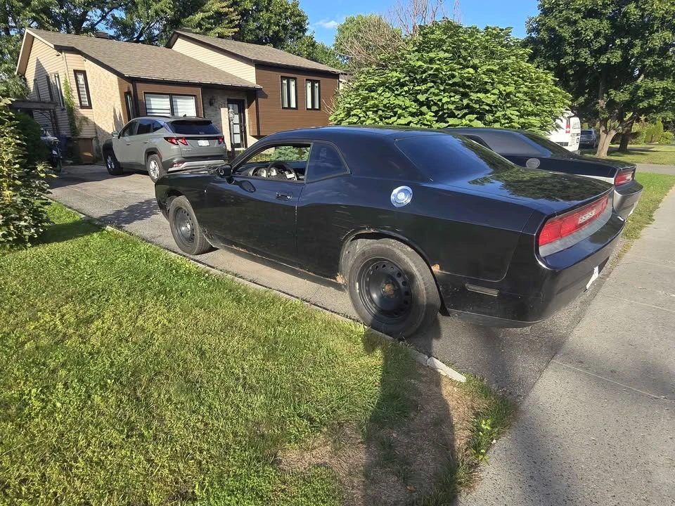 2009 Dodge Challenger 3rd Gen - Image 2 of 7