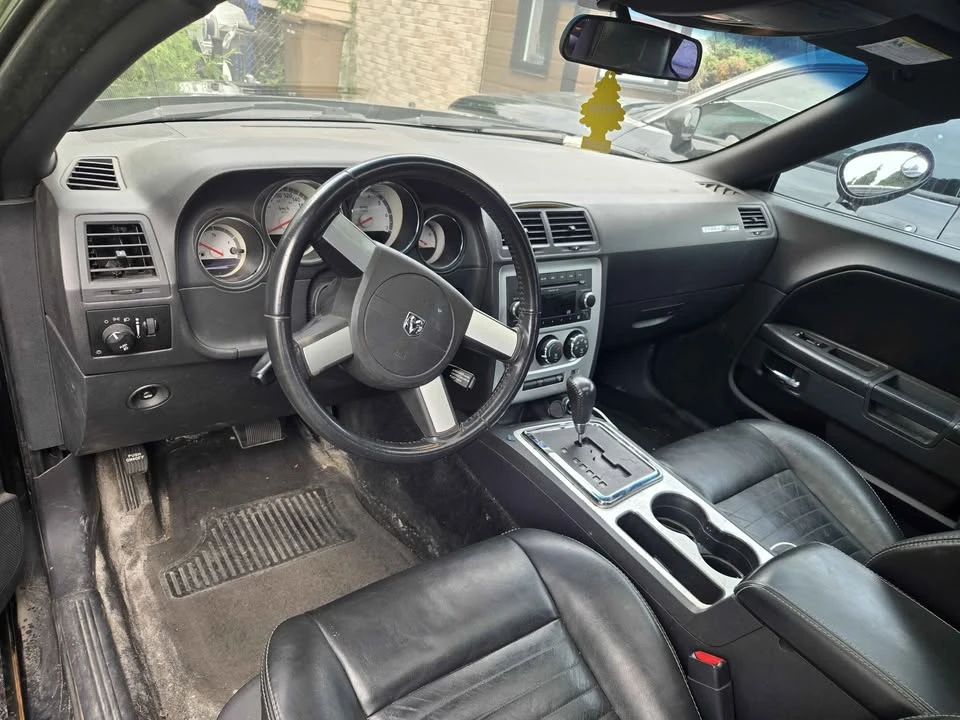 2009 Dodge Challenger 3rd Gen - Image 3 of 7