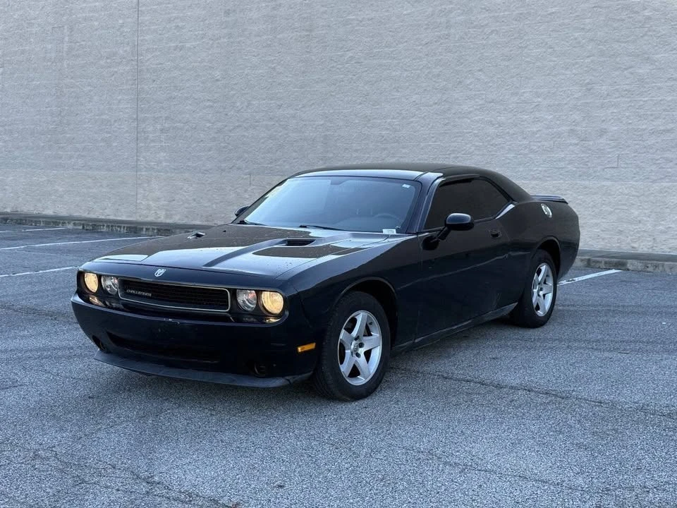2009 Dodge Challenger 3rd Gen - Image 3 of 11