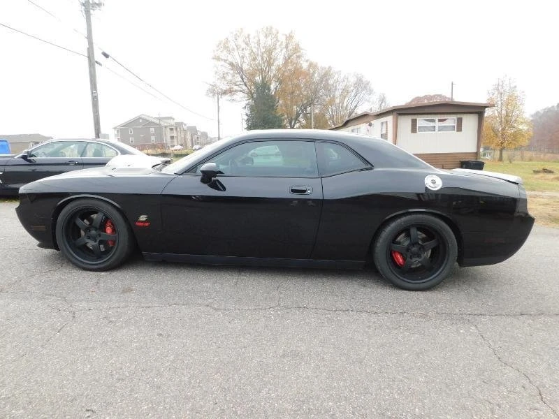 2009 Dodge Challenger 3rd Gen - Image 10 of 20