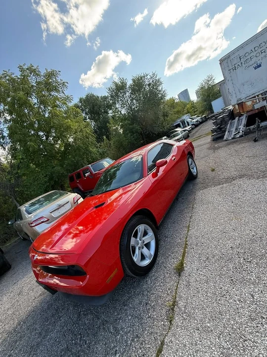2009 Dodge Challenger 3rd Gen - Image 2 of 10