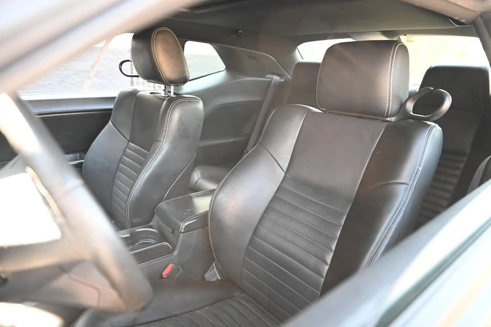 2009 Dodge Challenger 3rd Gen - Image 16 of 20