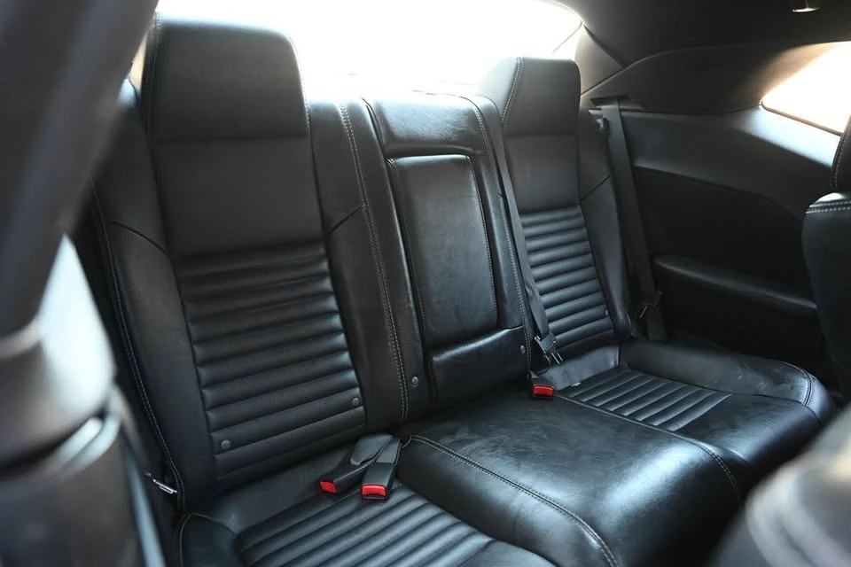 2009 Dodge Challenger 3rd Gen - Image 13 of 20