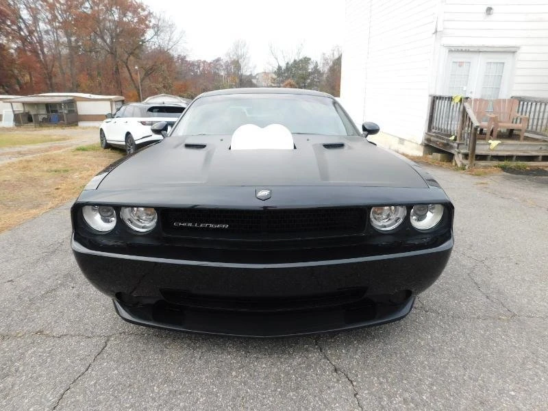 2009 Dodge Challenger 3rd Gen - Image 3 of 20