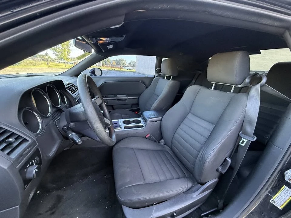 2009 Dodge Challenger 3rd Gen - Image 7 of 11