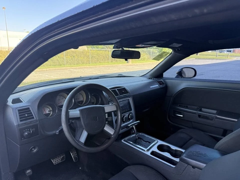 2009 Dodge Challenger 3rd Gen - Image 6 of 11