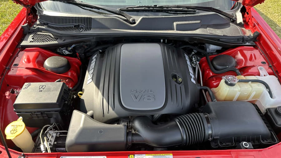 2009 Dodge Challenger 3rd Gen - Image 5 of 5