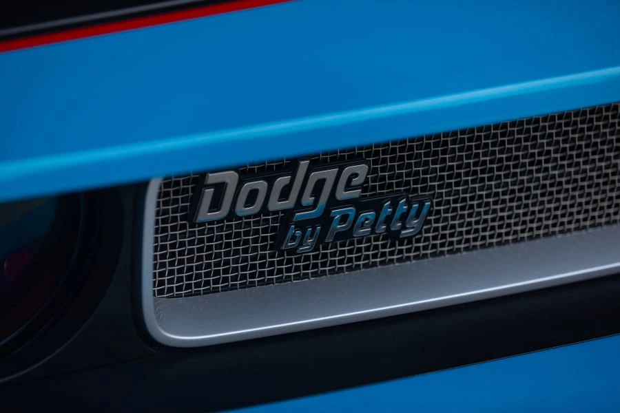 2009 Dodge Challenger 3rd Gen - Image 23 of 31