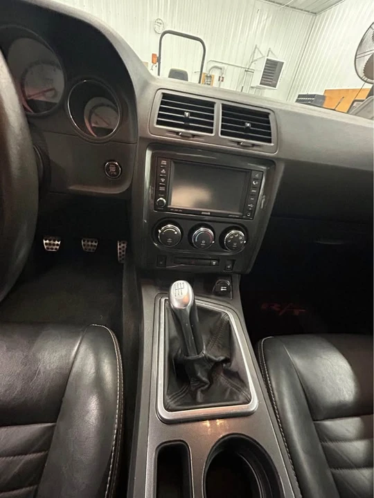 2009 Dodge Challenger 3rd Gen - Image 7 of 10