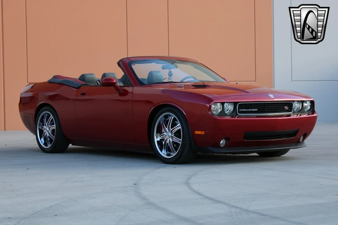 2009 Dodge Challenger 3rd Gen - Image 5 of 12