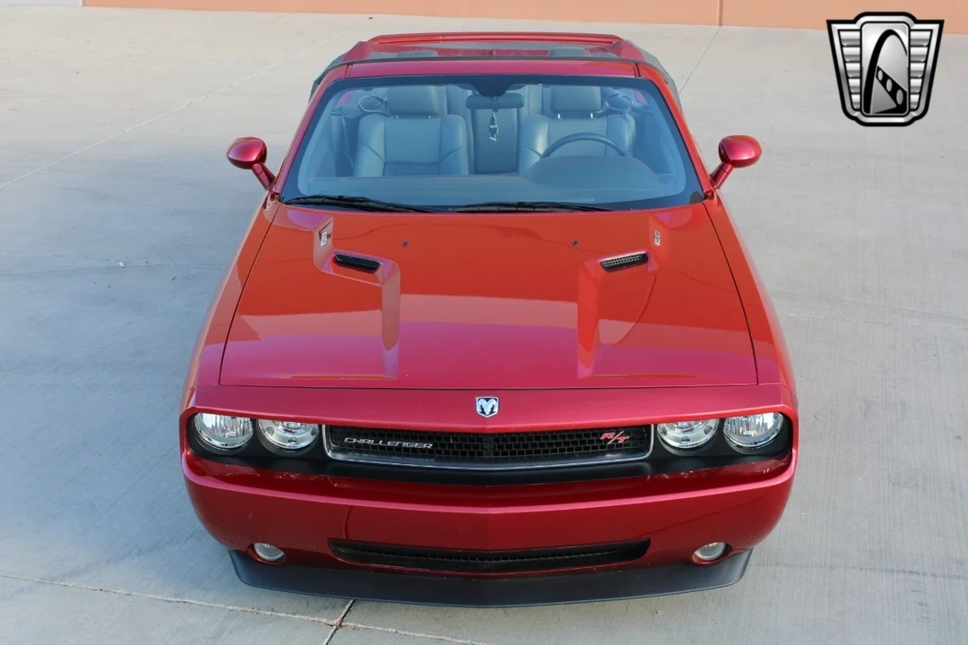 2009 Dodge Challenger 3rd Gen - Image 9 of 12