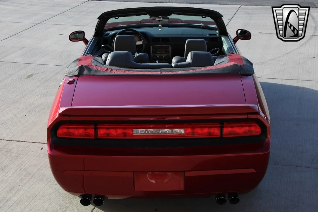 2009 Dodge Challenger 3rd Gen - Image 13 of 21