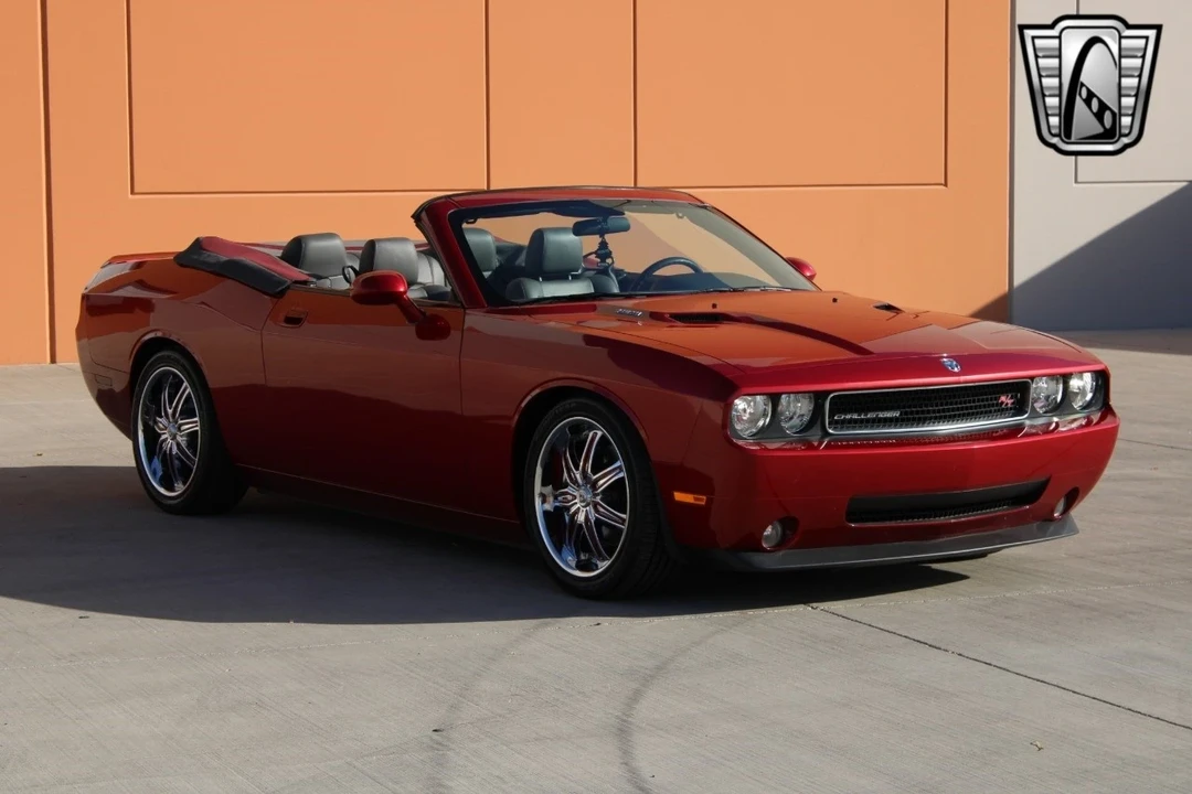2009 Dodge Challenger 3rd Gen - Image 18 of 21