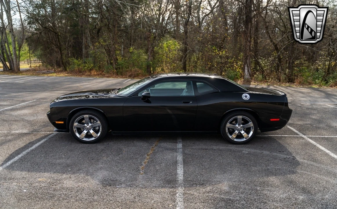 2009 Dodge Challenger 3rd Gen - Image 5 of 12